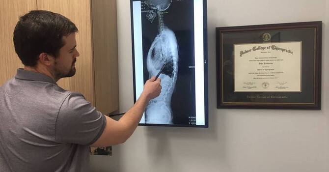 Finding the Best Chiropractor Near Me in Waukee, IA: What to Look For image